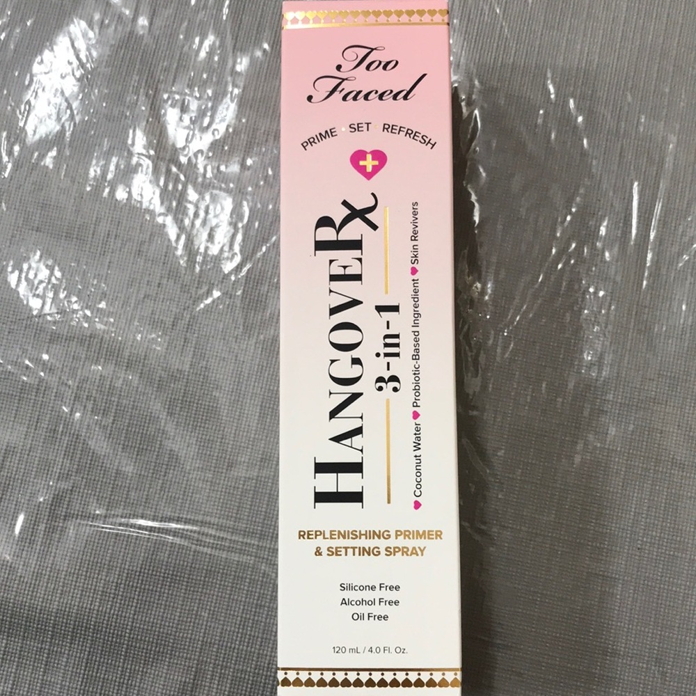 BRAND NEW — Replenishing primer and setting spray